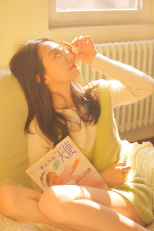 林雅诗三级